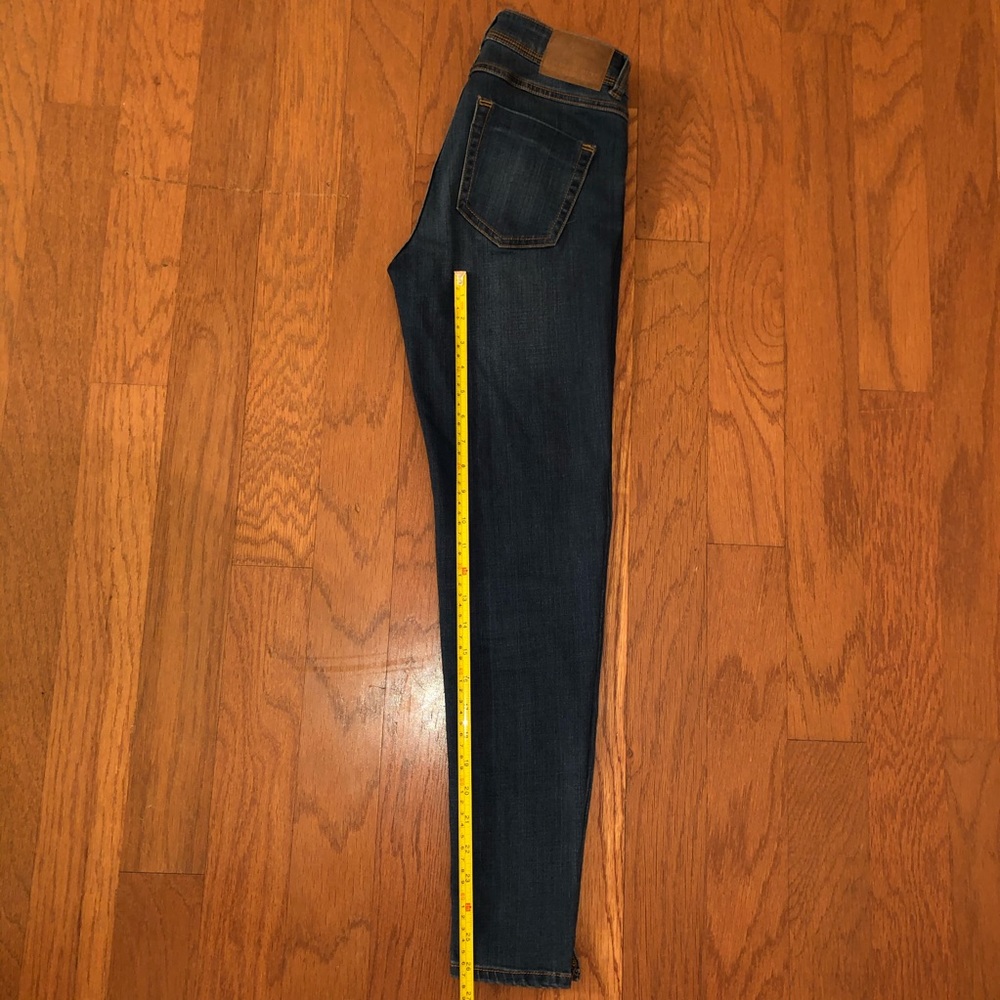 Zara • Skinny Jeans - Picture 9 of 9
